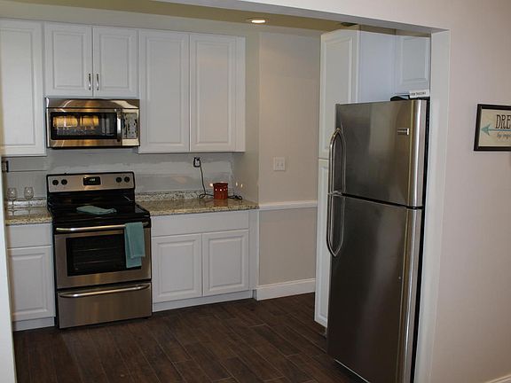 3rd image of 3003 Searchwood Dr