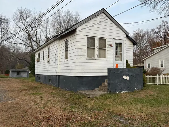 76 Lenox Ave, Hamilton, NJ 08620