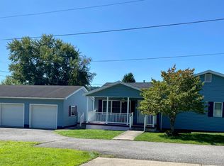 8640 Southern Ave, Stonewood, WV 26301