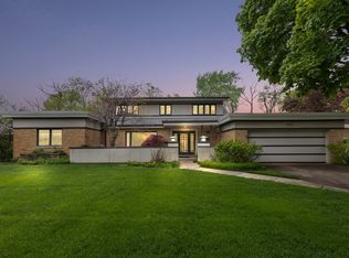 536 River Oaks Dr, River Forest, IL 60305
