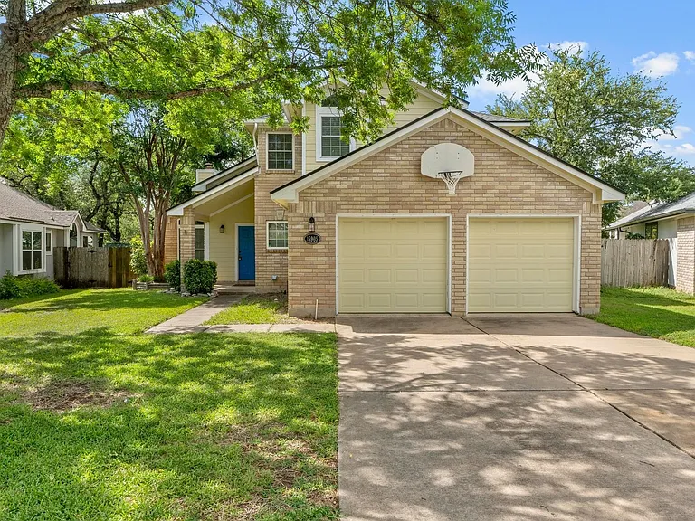 15905 De Peer Ave — Photo 1