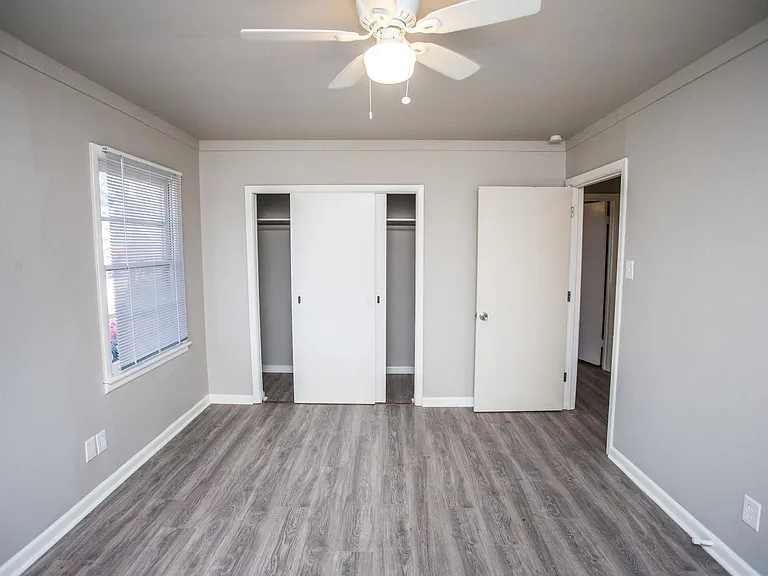 4629 Elgin Ave — Photo 20