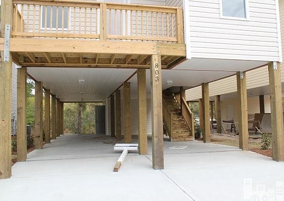 2nd image of 803 Isle of Palm Lane