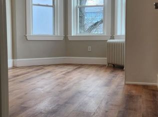 1190 Commonwealth Ave #5A, Allston, MA 02134