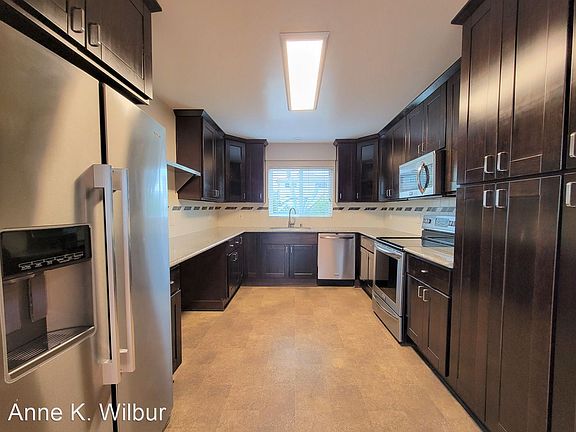 5th image of 3079 Emerson St #3079