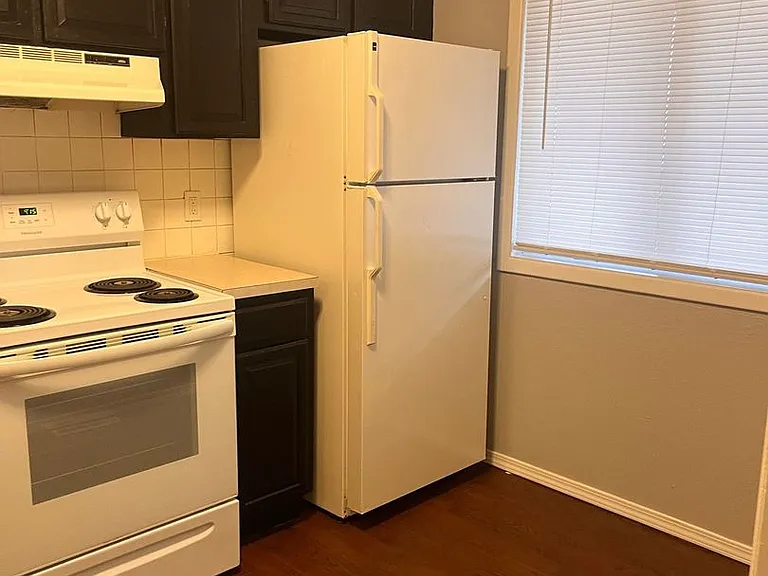 Parke East Townhomes — Photo 12