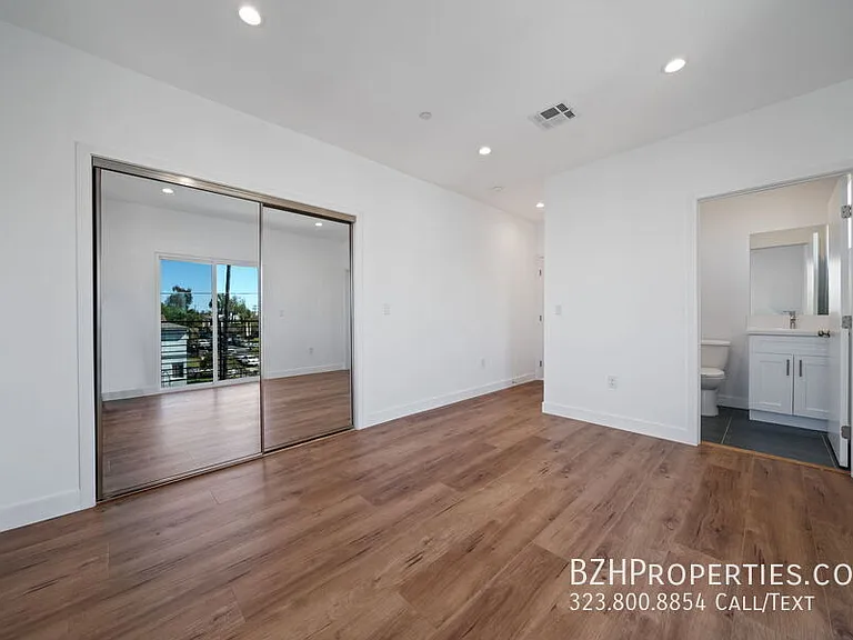 6336 Beck Ave #2 — Photo 26