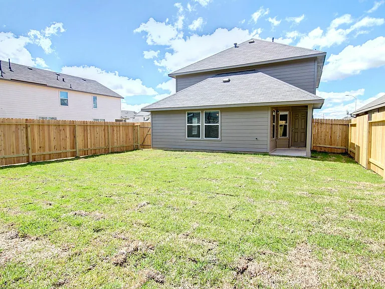 5578 Plantation Forest Dr — Photo 3