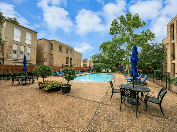 4641 Wild Indigo St APT 450, Houston, TX 77027
