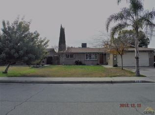 351 Rosalee Ave, Shafter, CA 93263
