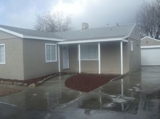 713 Paradise Rd, Modesto, CA 95351
