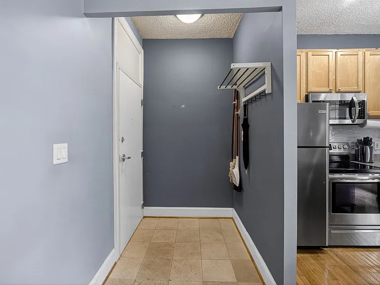 1401 Columbia Rd NW #319 — Photo 7