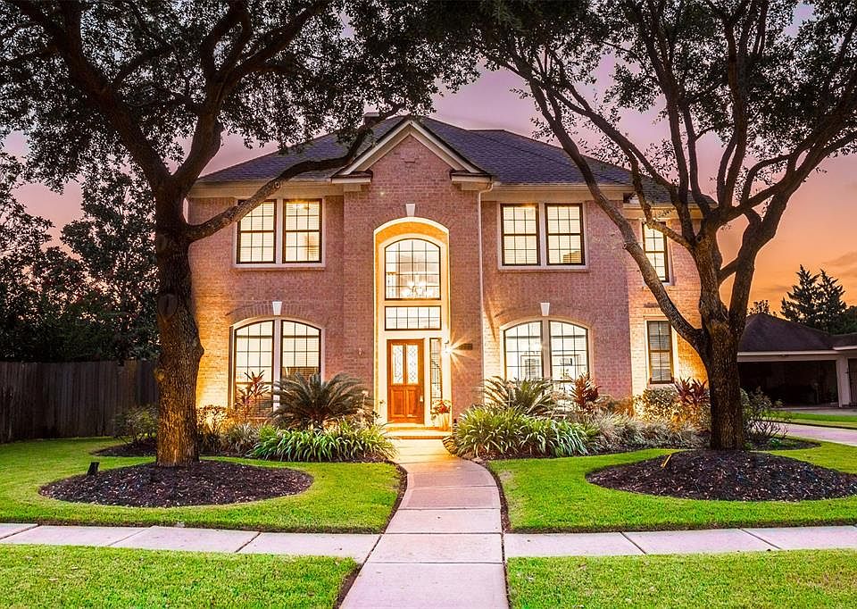 1st image of 1722 Brightlake Way