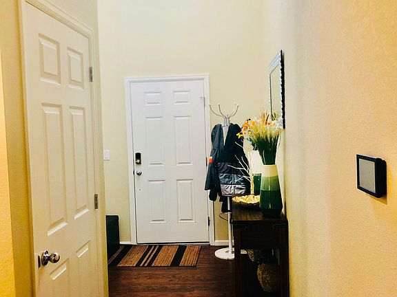 Entry gate hallway