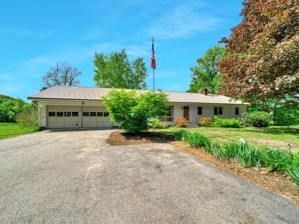 442 Foster Hill Road, Henniker, NH 03242