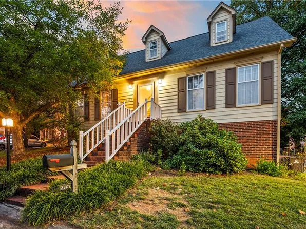 2907 Bradenton Dr, Winston Salem, NC 27103