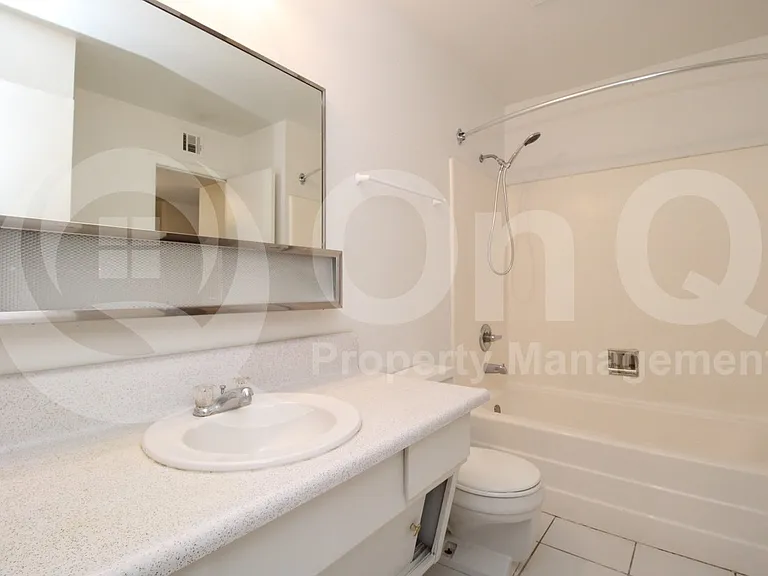 4526 N 15th Ave — Photo 22