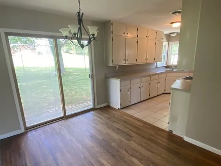 1830 N Glade Cir — Photo 8