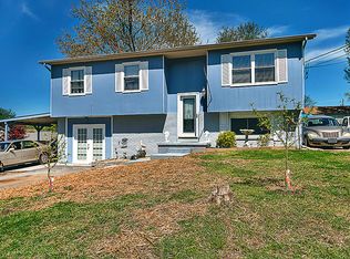 5816 Montina Rd, Knoxville, TN 37912