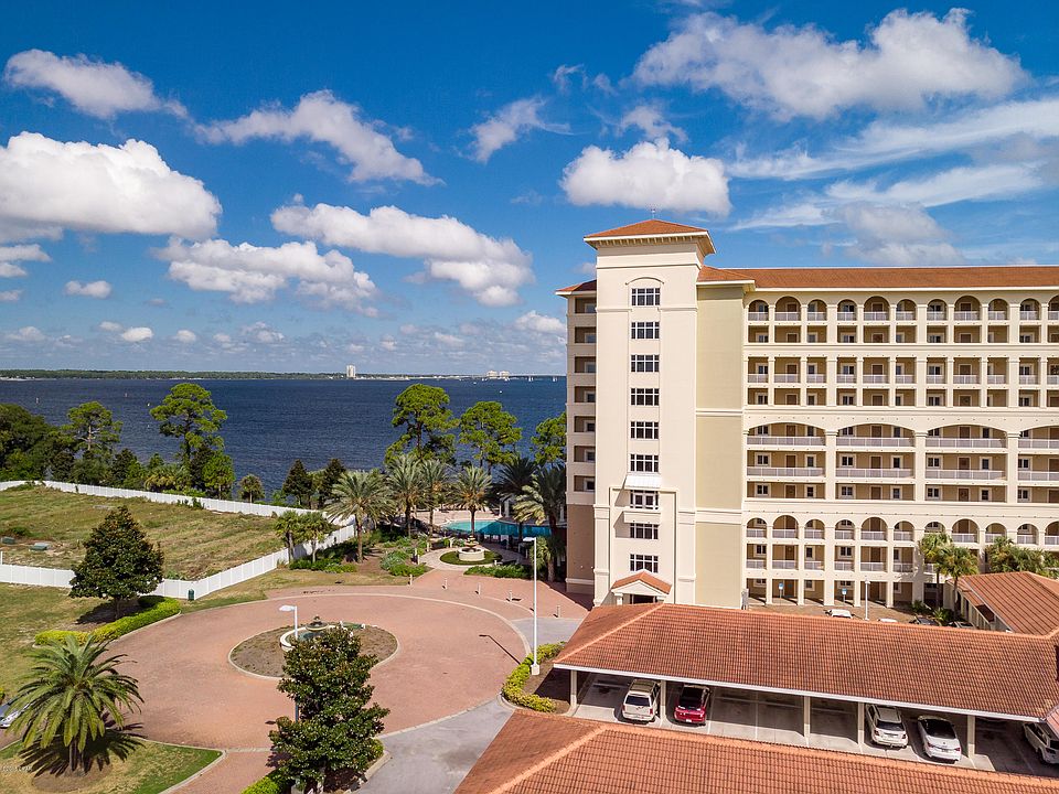 1st image of 2400 Grandiflora Blvd