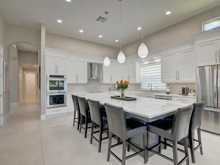 19211 N Creekshore Ct — Photo 9