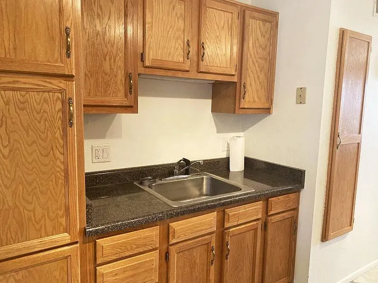 466 S Paseo Madera #A — Photo 3
