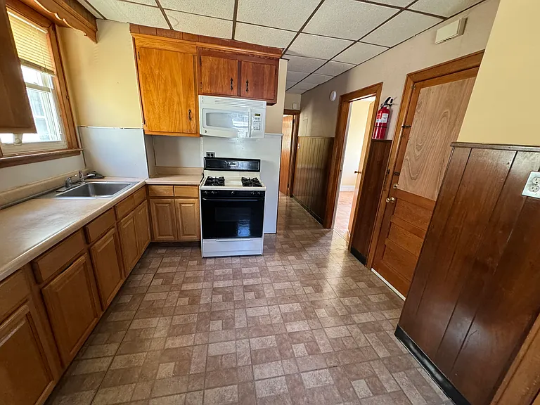 171 Highland Ave #2 — Photo 11