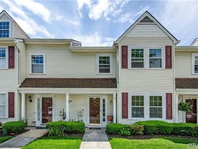 53 Stratford Cres, Farmingdale, NY, 11735
