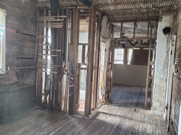 chicago-illinois-2143187561 picture