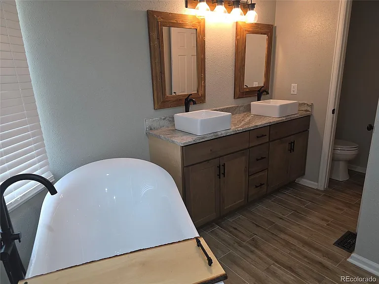 16131 E Belleview Dr — Photo 25