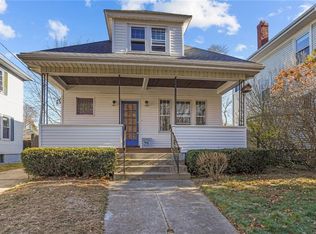 135 Modena Ave, Providence, RI 02908