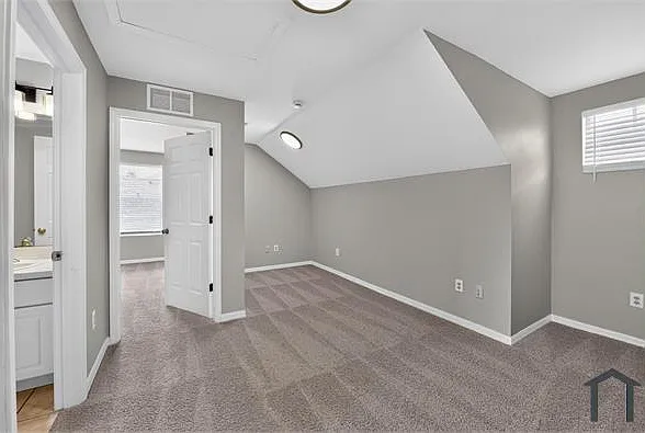 6641 Cambridge Park Dr — Photo 26