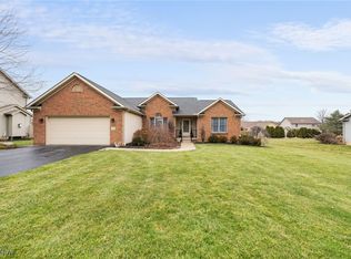 826 Fairfield Dr, Boardman, OH