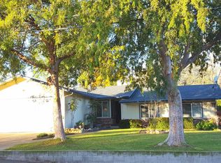 3630 Summit Dr, Redding, CA 96001