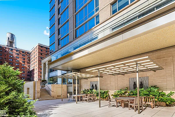 Rented by Brown Harris Stevens | media 28