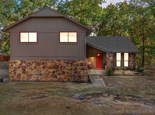 210 Sherlyn Ln, Sapulpa, OK 74066