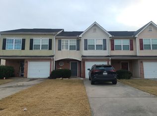 689 Georgetown Ln, Jonesboro, GA 30236