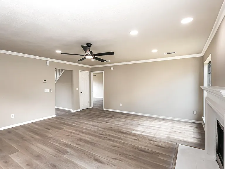 18703 Evergreen Falls Dr — Photo 9
