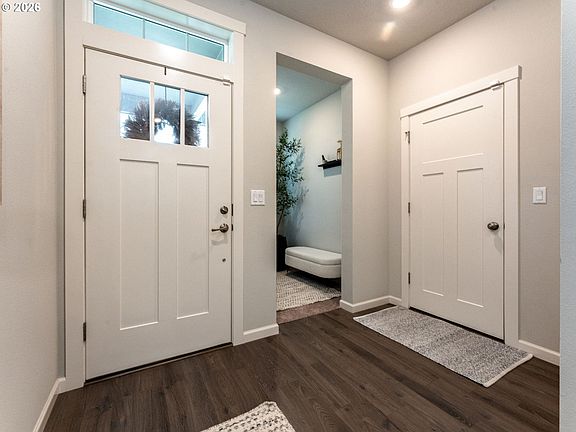 4th image of 2658 NW Eric Dr