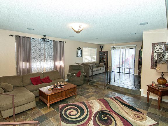 2nd image of 2325 Nolte Dr