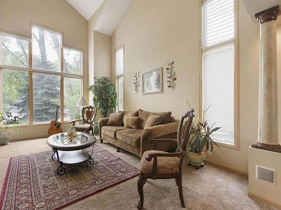 3rd image of 8217 W 93rd Street Cir