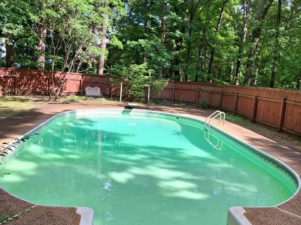 120 Evans Dr, Tullahoma, TN 37388