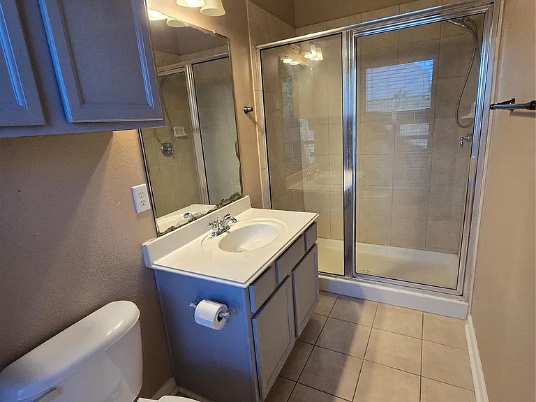 215 Danna St — Photo 7