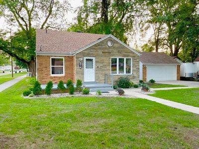 976 S Merriman Rd, Westland, MI, 48186