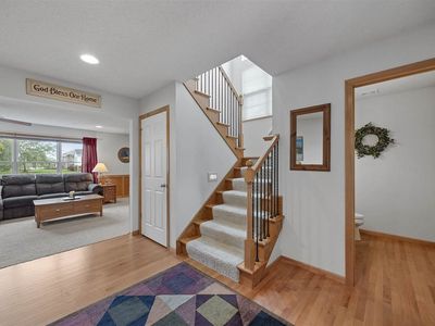 350 Durango Dr, Marion, IA, 52302