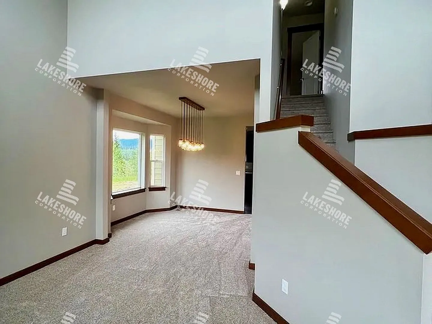 Spacious and Secluded 4 Bed 2 Bath Monroe Home w/ Beautiful Views!! — Photo 2