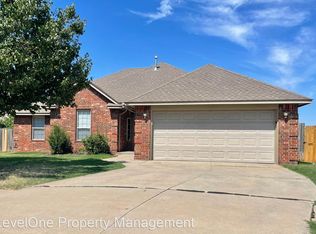 16813 La Paloma Ln, Oklahoma City, OK 73012
