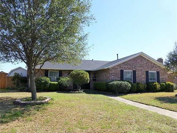 2nd image of 3006 Berkshire Dr