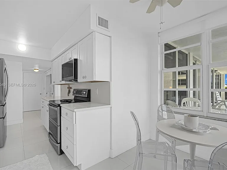 4280 Galt Ocean Dr #2F — Photo 18