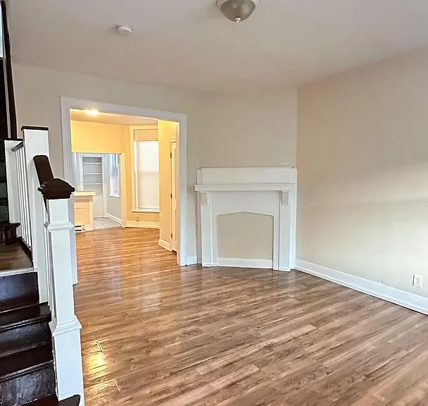 2033 S 57th St — Photo 16